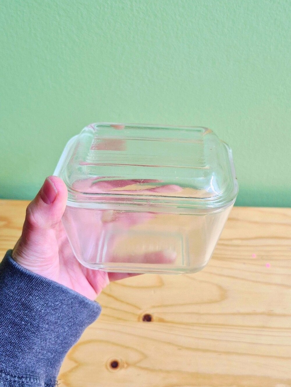 Vintage Clear Pyrex Refrigerator Dish with Ribbed Lid (#501)